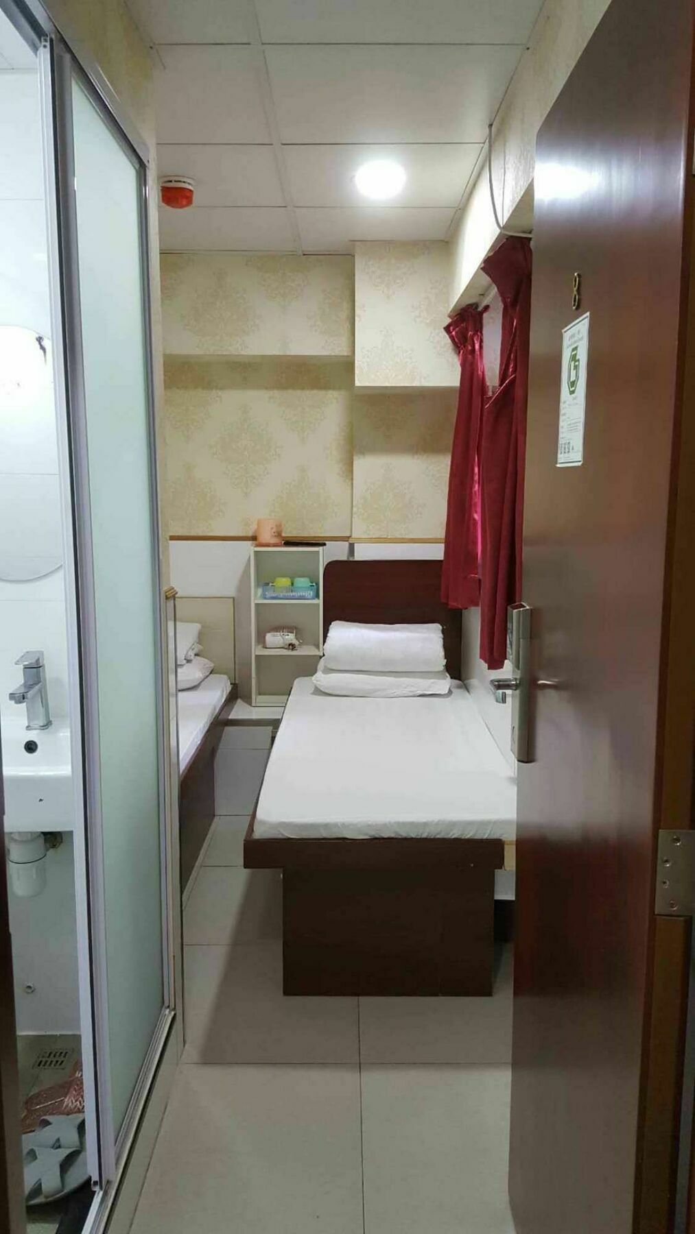 Lung Wa Hotel Гонконг Экстерьер фото